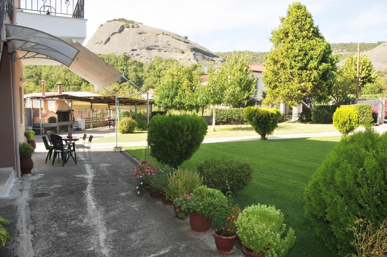 The Other Side Of Meteora With Lush Garden, Bbq & Pavillion Kalampáka Luaran gambar