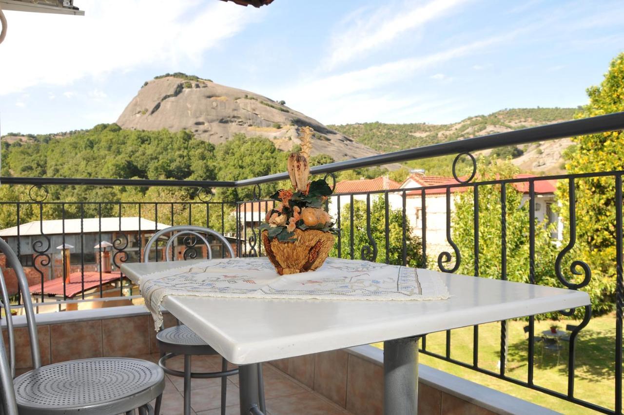 The Other Side Of Meteora With Lush Garden, Bbq & Pavillion Kalampáka Luaran gambar