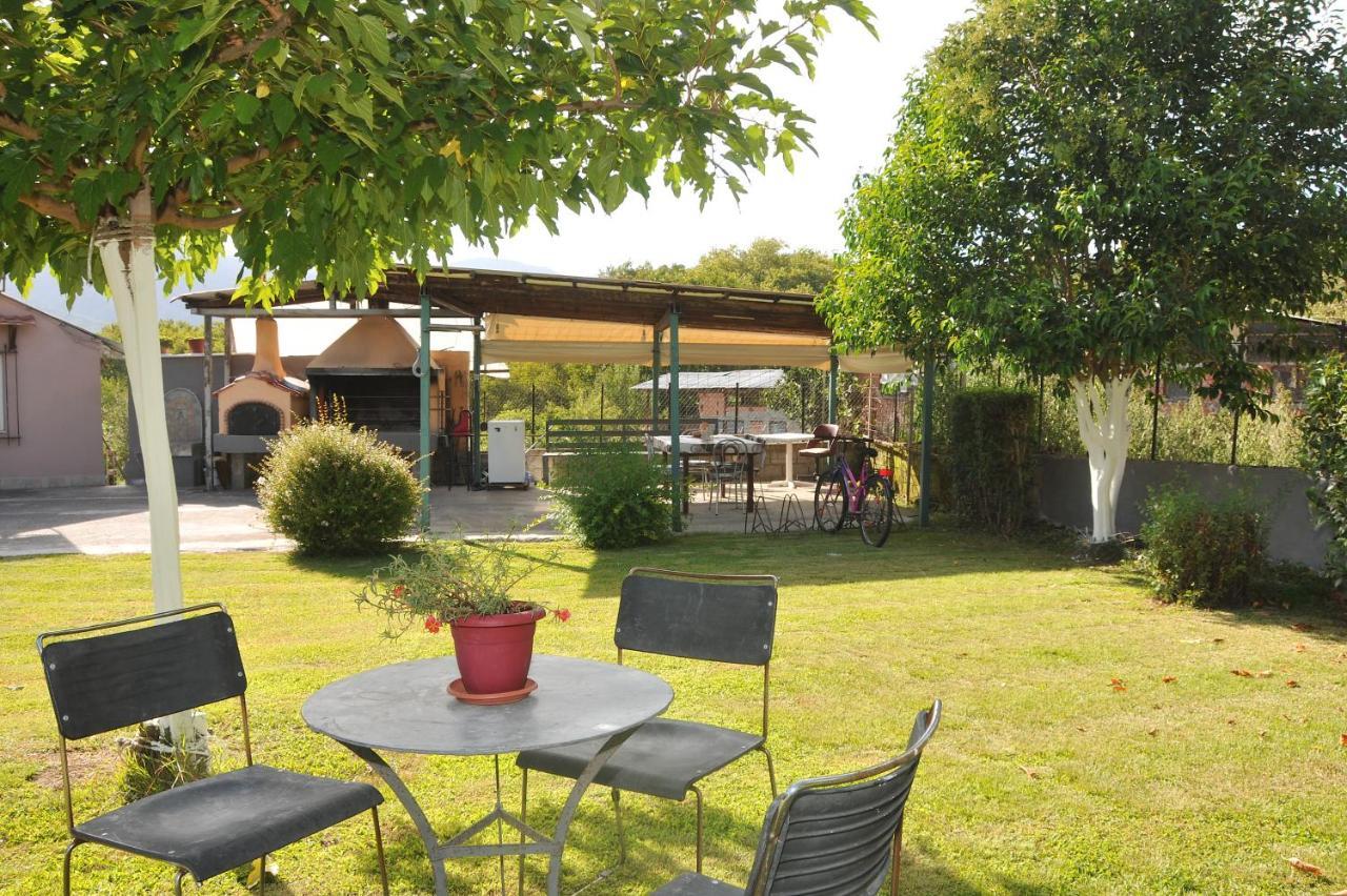 The Other Side Of Meteora With Lush Garden, Bbq & Pavillion Kalampáka Luaran gambar